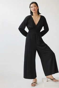 Brand new ❤️ Hutch Wide-Leg V-Neck Jumpsuit BLACK ????