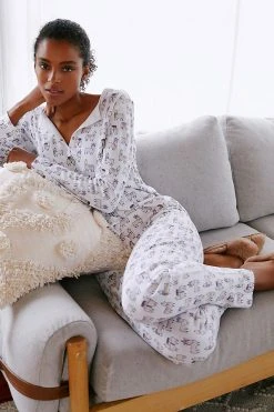 Outlet ???? Roller Rabbit Long-Sleeve Paca Sleep Set WHITE ????