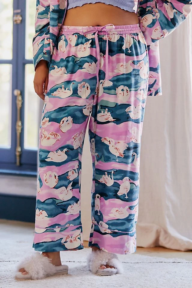 Best deal ???? By Anthropologie Olivia Wendel For Anthropologie Swan Flannel Sleep Pants LILAC ???? - Image 6