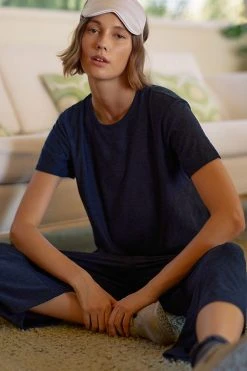 Best Sale ???? Beyond Yoga Lounge Tee DARKEST NIGHT ????